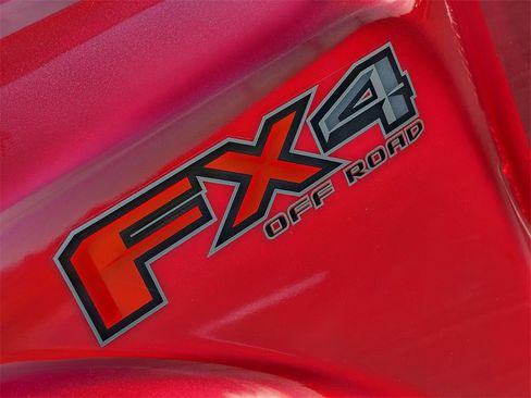 Used 2022 Ford F350 Lariat w/ Lariat Ultimate Package image 10