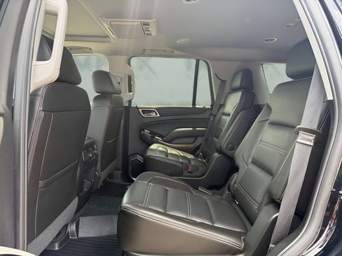 Used 2019 GMC Yukon Denali w/ Open Road Package AWD/4WD image 32