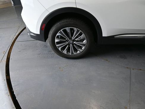 Used 2024 Buick Envision Preferred image 21