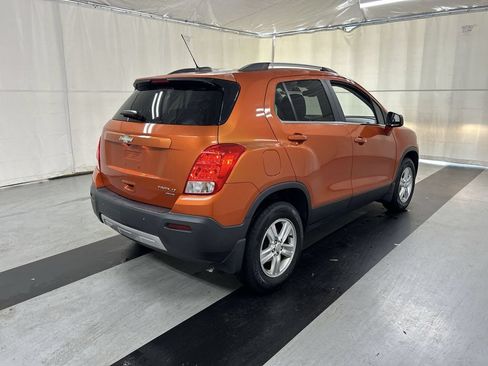 Used 2015 Chevrolet Trax LT w/ LT Plus Package AWD/4WD image 2