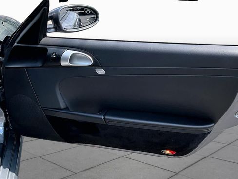 Used 2005 Porsche Boxster RWD image 25