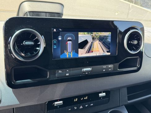 New 2025 Mercedes-Benz Sprinter 2500 image 23