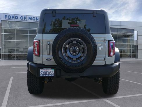 Used 2025 Ford Bronco Outer Banks w/ Sasquatch Package image 6