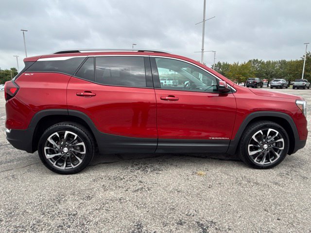 Certified 2022 GMC Terrain SLT AWD/4WD image 6