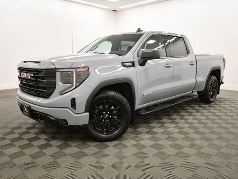 Used 2024 GMC Sierra 1500 Elevation w/ X31 Off-Road Package AWD/4WD image 2