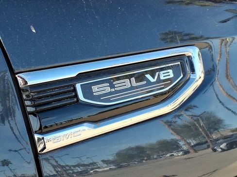 Used 2022 GMC Sierra 1500 SLT w/ SLT Premium Plus Package image 13