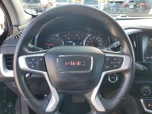 Used 2023 GMC Terrain SLE image 18