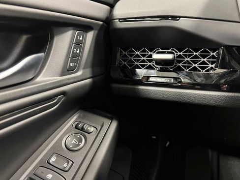 New 2025 Honda Accord EX-L image 18