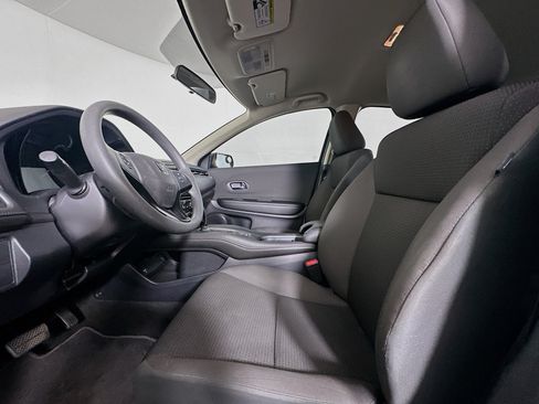 Used 2020 Honda HR-V LX image 13