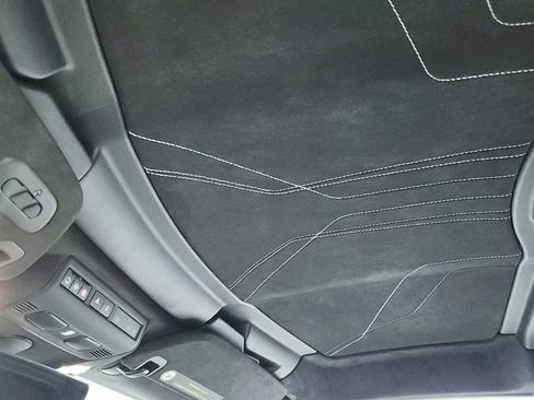 Used 2023 Chevrolet Corvette Z06 image 21