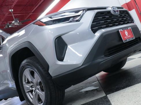 Used 2022 Toyota RAV4 XLE w/ Convenience Package AWD/4WD image 32