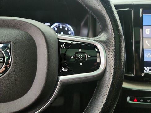 Used 2018 Volvo XC60 T6 Inscription w/ Luxury Seat Package AWD/4WD image 21