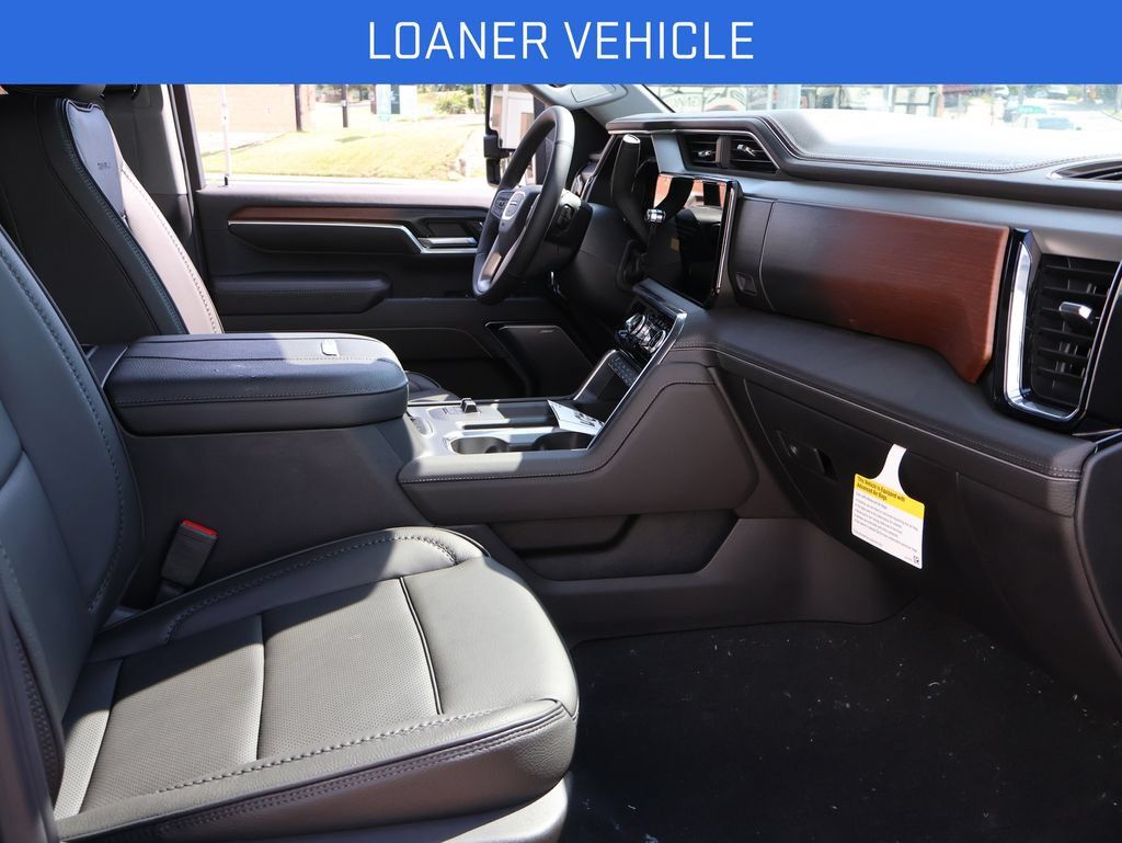 New 2026 GMC Sierra 2500 Denali w/ Denali Reserve Package AWD/4WD image 7