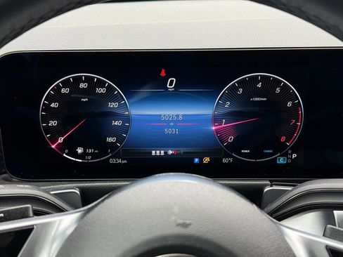Used 2026 Mercedes-Benz GLB 250 image 12