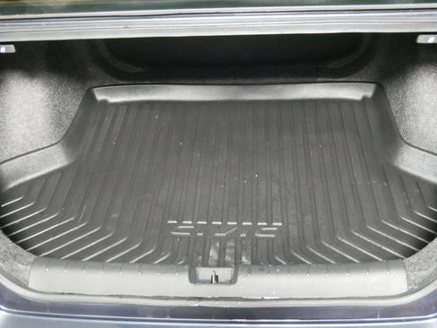 Used 2017 Honda Civic EX-L image 18