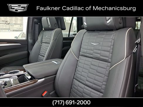 New 2026 Cadillac Escalade Platinum Sport w/ LPO, ONYX Package image 17