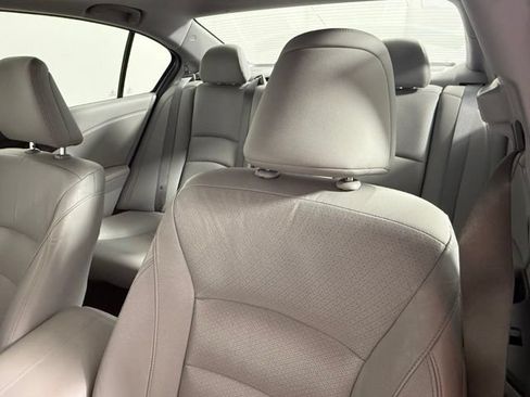 Used 2015 Honda Accord EX-L image 33