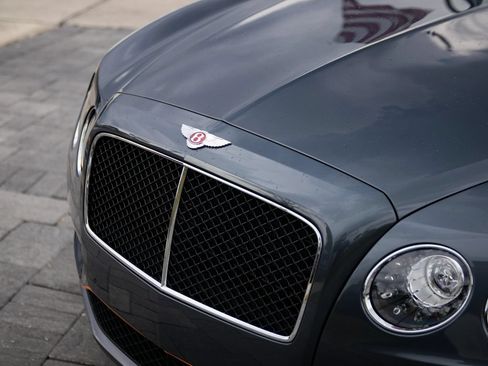 Used 2018 Bentley Flying Spur S V8 AWD/4WD image 6