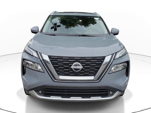 Used 2022 Nissan Rogue Platinum w/ Head-Up Display Package FWD image 2