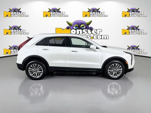 Used 2024 Cadillac XT4 Premium Luxury w/ Active Safety Package AWD/4WD image 4