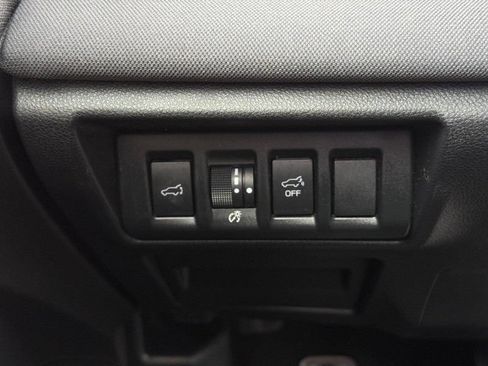 Used 2022 Subaru Outback Premium AWD/4WD image 28