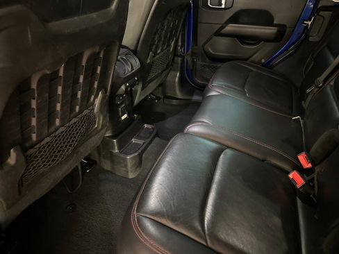 Used 2018 Jeep Wrangler Unlimited Rubicon image 11