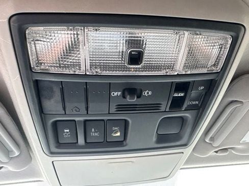 Used 2010 Toyota 4Runner SR5 AWD/4WD image 23