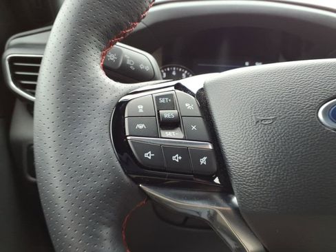 Used 2023 Ford Explorer ST-Line w/ Class IV Trailer Tow Package image 18