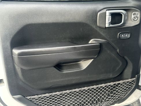 Used 2020 Jeep Wrangler Unlimited Rubicon image 14