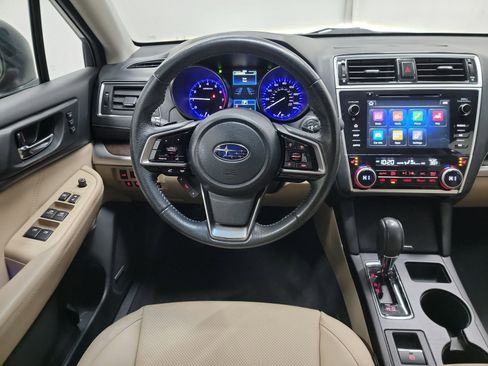 Used 2018 Subaru Outback 2.5i Limited image 16