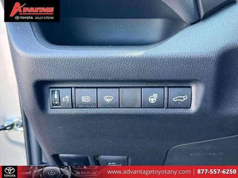 Used 2022 Toyota RAV4 XLE w/ Convenience Package AWD/4WD image 26