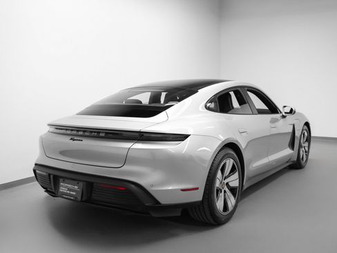 Certified 2023 Porsche Taycan image 12