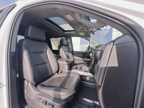 Used 2021 Chevrolet Silverado 2500 LTZ w/ Z71 Chrome Sport Edition image 26