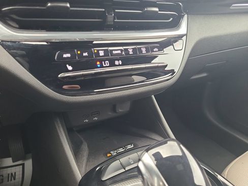 Used 2024 Buick Envista Preferred FWD image 15