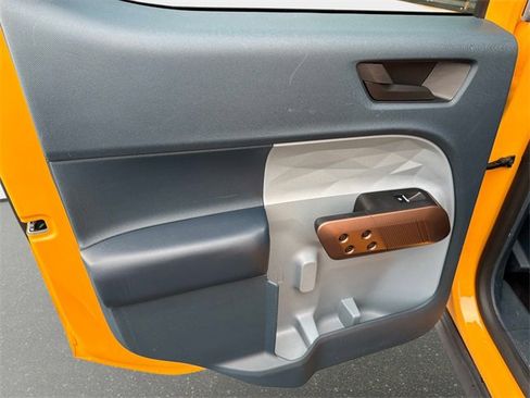 Used 2023 Ford Maverick Lariat w/ Lariat Luxury Package image 11