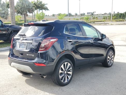 Used 2022 Buick Encore Preferred w/ Safety Package image 5