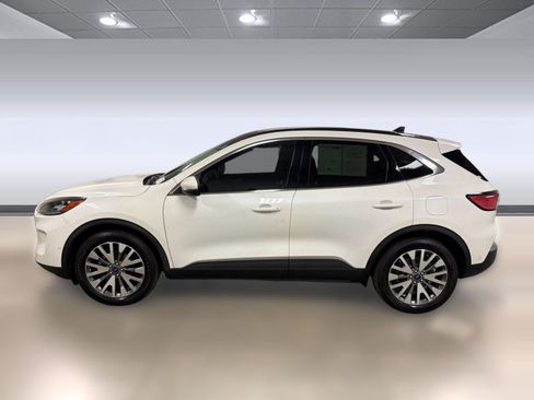 Used 2020 Ford Escape Titanium w/ Titanium Premium Package 2.0 AWD/4WD image 2