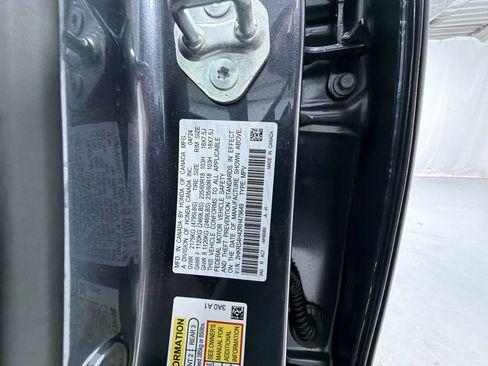 Used 2024 Honda CR-V EX image 25