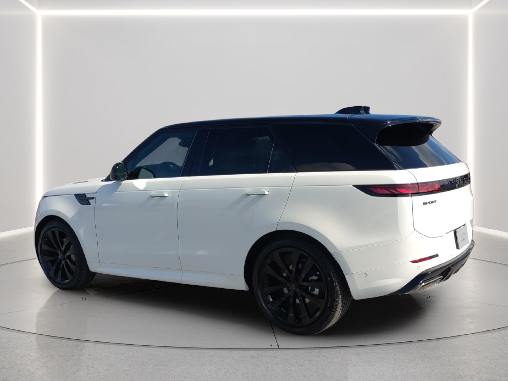 New 2026 Land Rover Range Rover Sport Dynamic SE AWD/4WD image 13