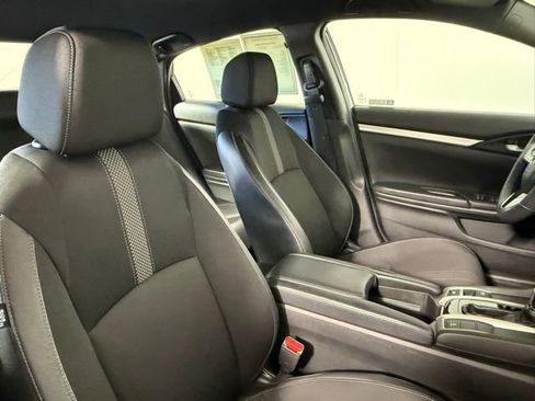 Used 2019 Honda Civic Sport image 44