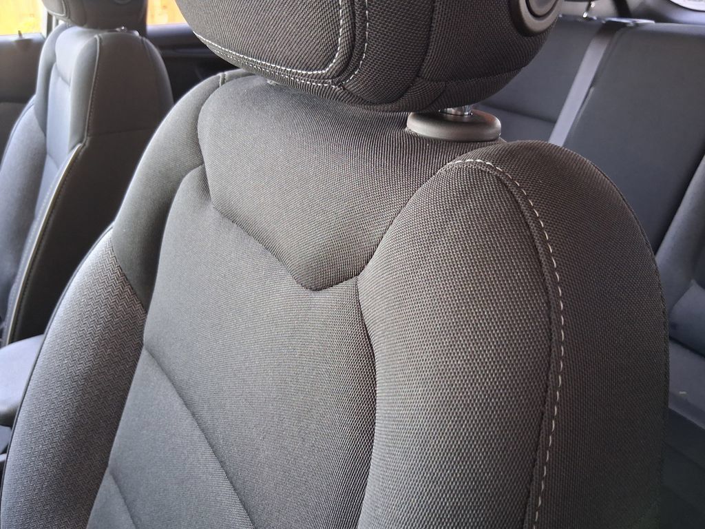 Used 2024 Chevrolet TrailBlazer LS w/ LS Convenience Package FWD image 21
