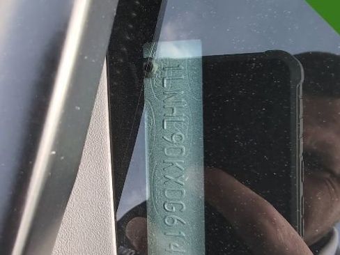 Used 2013 Lincoln MKS image 19