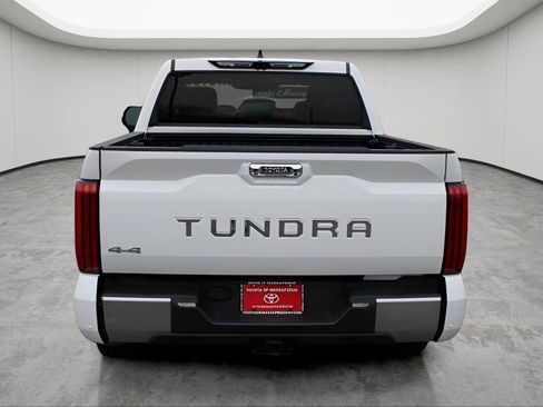 Used 2023 Toyota Tundra Limited AWD/4WD image 4
