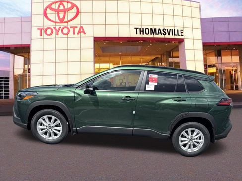 New 2026 Toyota Corolla Cross LE FWD image 4