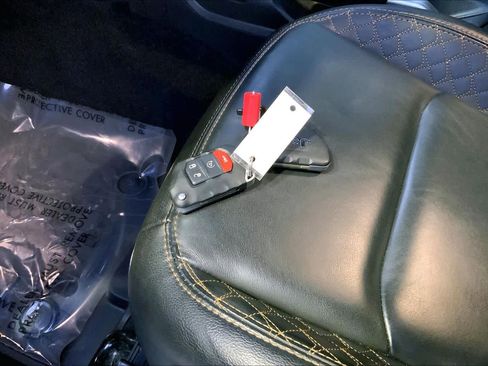 Used 2021 Jeep Wrangler Unlimited Sahara image 13