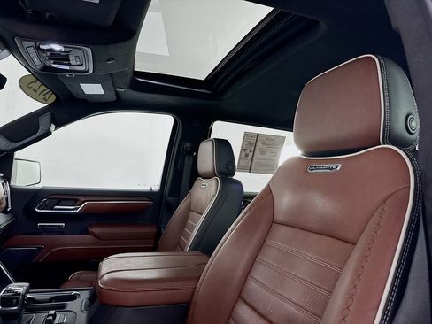 Used 2023 GMC Sierra 1500 Denali Ultimate image 38