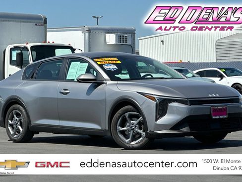 Used 2025 Kia K4 FWD image 1