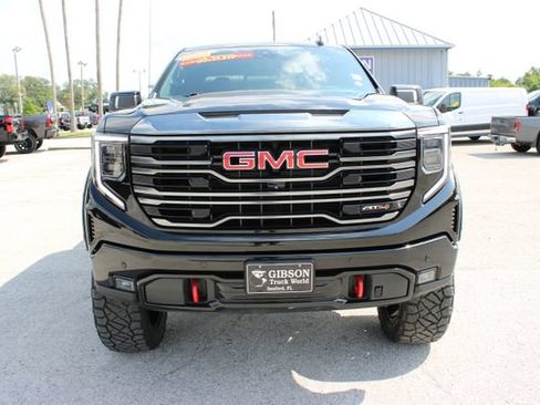 Used 2023 GMC Sierra 1500 AT4 w/ AT4 Premium Package AWD/4WD image 2