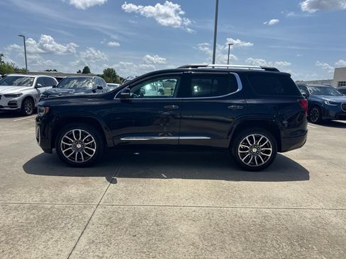 Used 2021 GMC Acadia Denali w/ Denali Technology Package FWD image 2