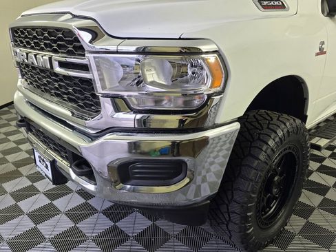 Used 2023 RAM 3500 Tradesman w/ Chrome Appearance Group image 9